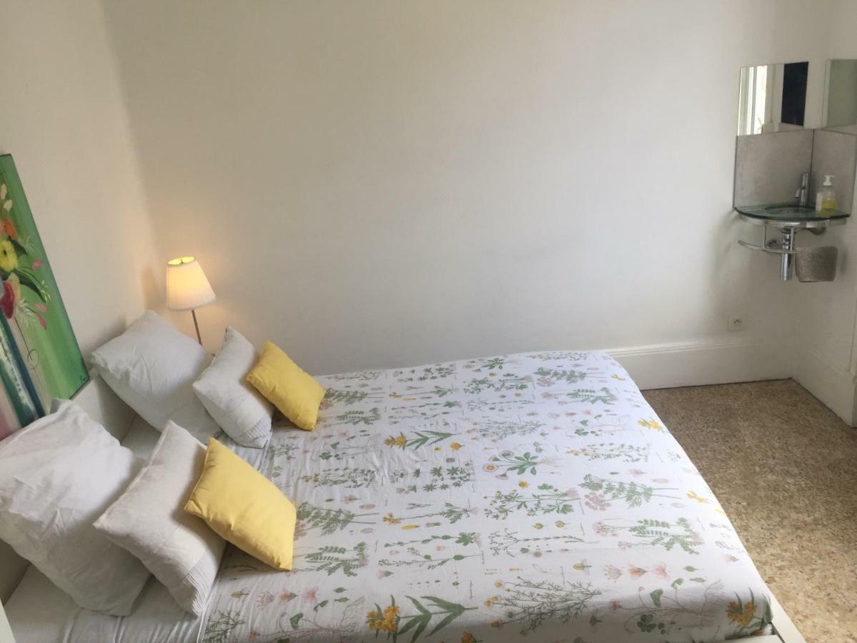 Ideal Art Deco Compris Un Parking Prive Securise Darcy Liberte Centre Gare-ville Apartment